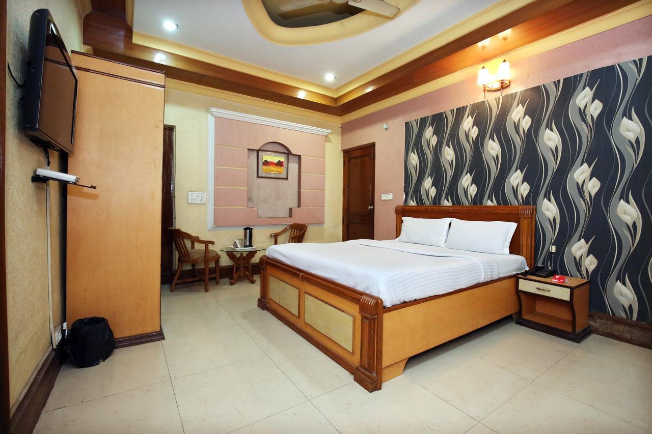 Capital O 10990 Hotel Gobind Regency Zirakpur Extérieur photo