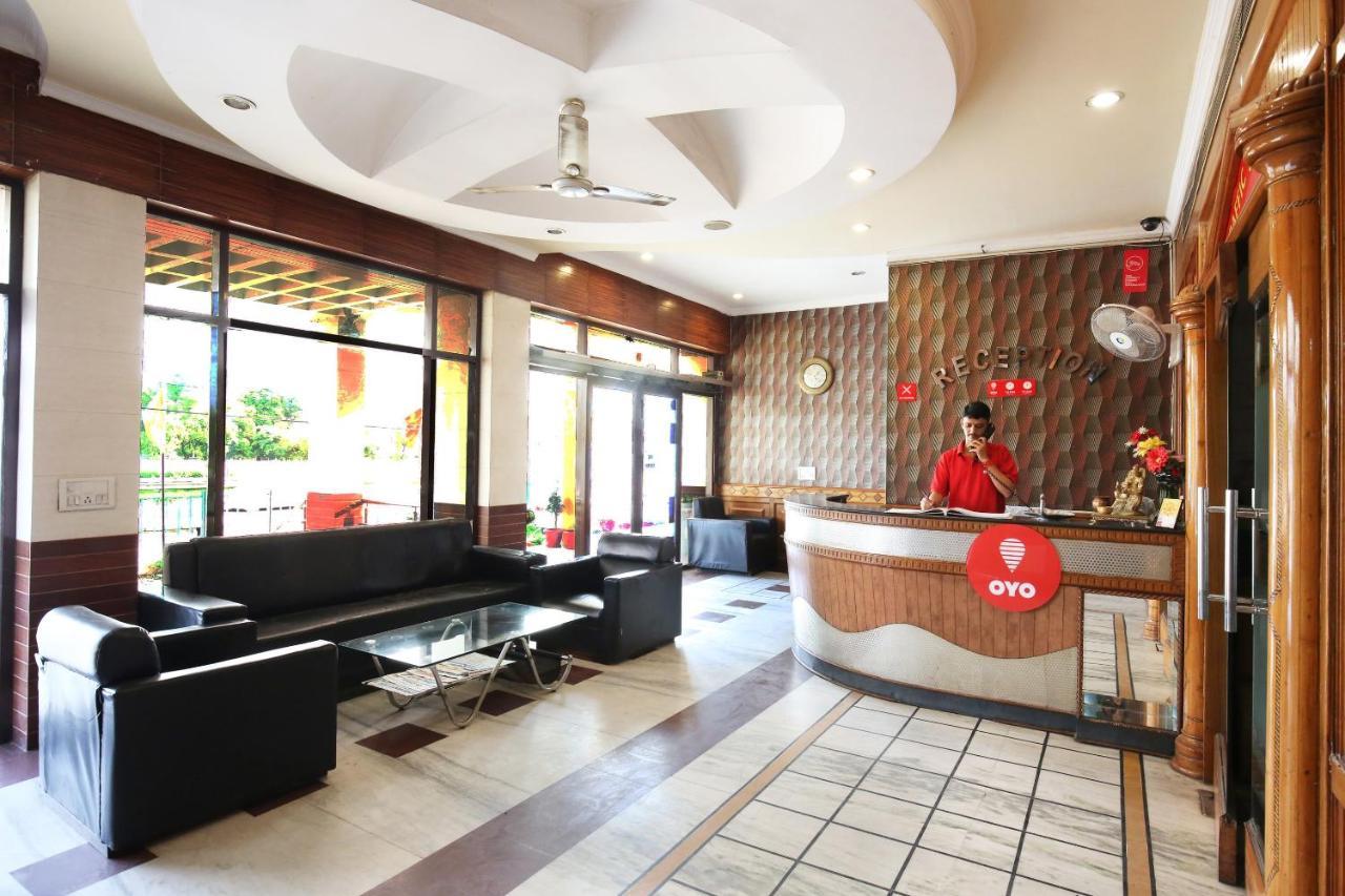 Capital O 10990 Hotel Gobind Regency Zirakpur Extérieur photo